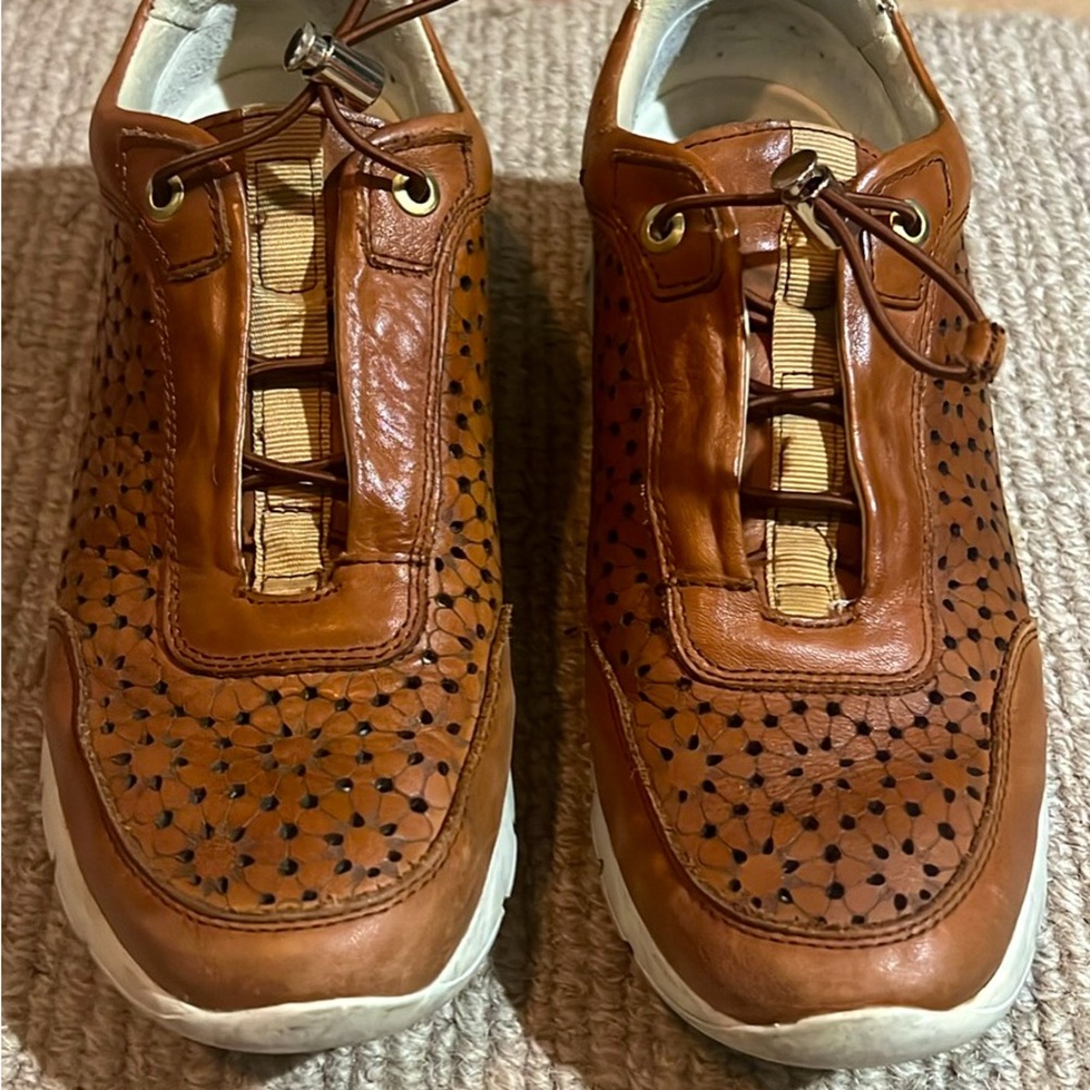 Pikolinos sneakers
